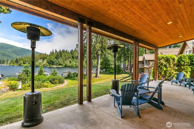 $399,000 | 990 South Lake Whatcom Boulevard, Unit 9, Sedro-Woolley, WA 98284