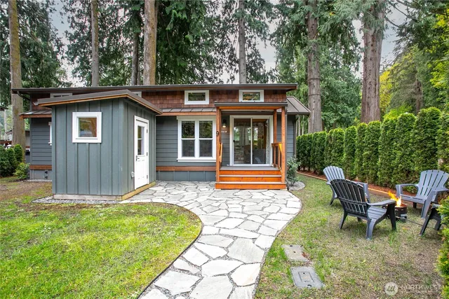 $399,000 | 990 South Lake Whatcom Boulevard, Unit 9, Sedro-Woolley, WA 98284