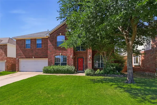 $400,000 | 3505 St Johns Drive, Denton, TX 76210
