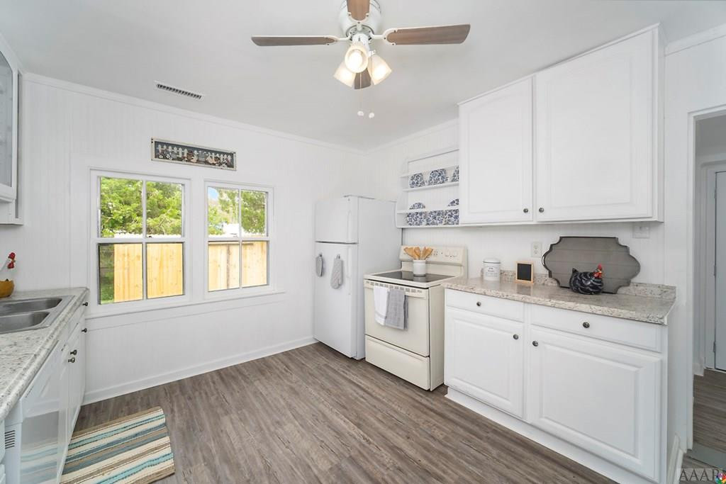 291 Waterlily Road Coinjock, NC 27923 - Photo 13 of 58