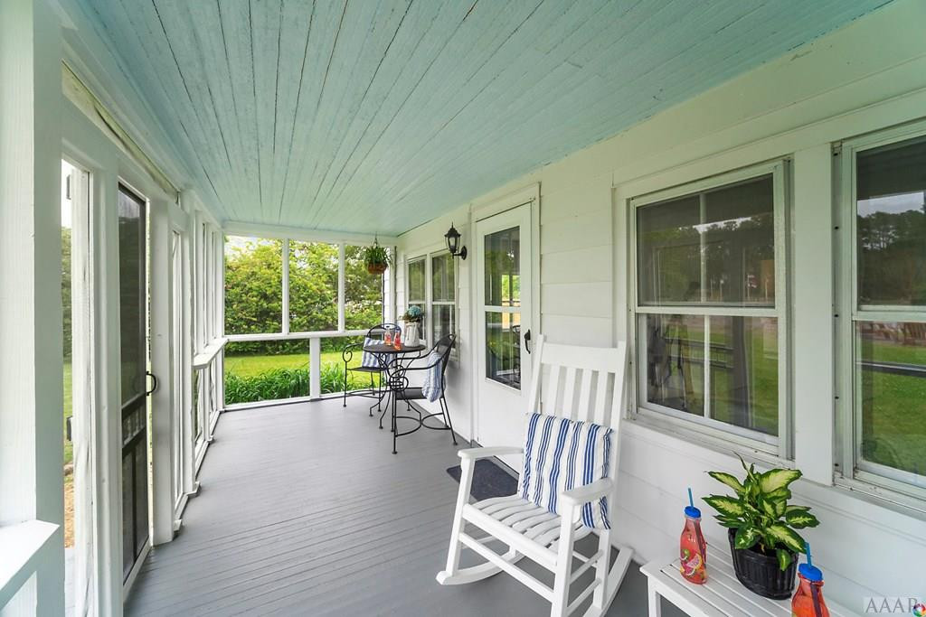 291 Waterlily Road Coinjock, NC 27923 - Photo 5 of 58