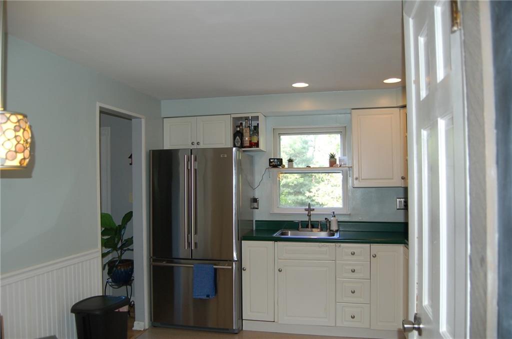 246 Lytton Road Coraopolis, PA 15108 - Photo 13 of 25 Gallery Image 13