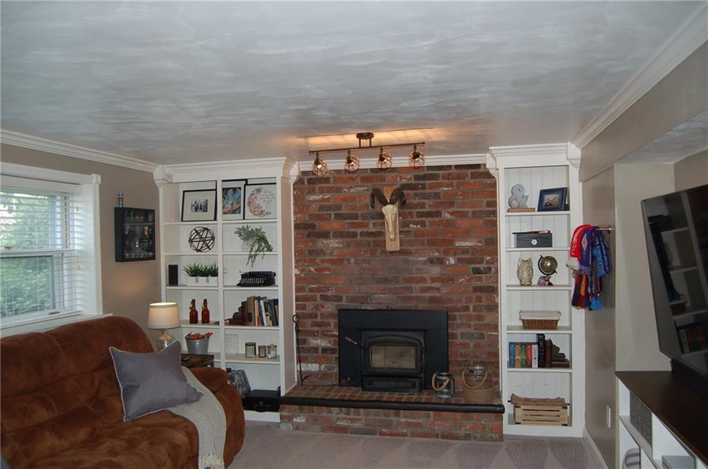 246 Lytton Road Coraopolis, PA 15108 - Photo 20 of 25 Gallery Image 20