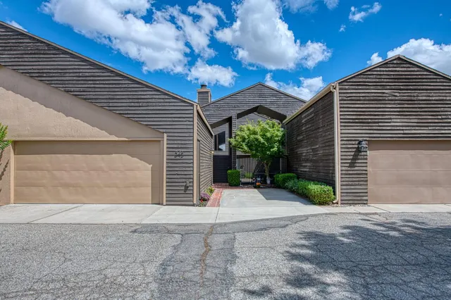 $310,000 | 345 Sylmar Avenue, Clovis, CA 93612