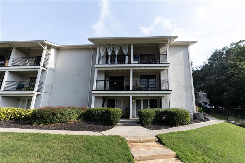1150 Collier Road Northwest, Unit 11I Atlanta, GA 30318 - Photo 19 of 30 Gallery Image 19