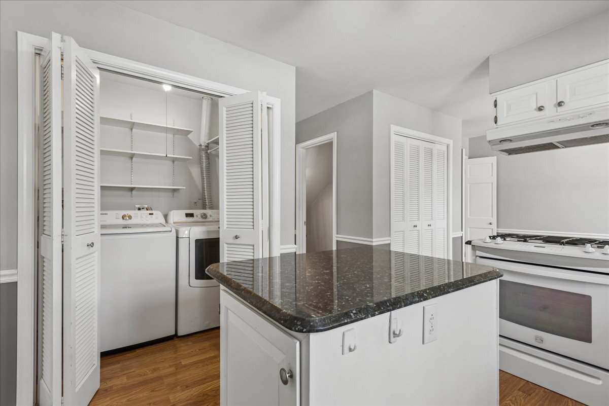 1318 Gamon Road Wheaton, IL 60189 - Photo 12 of 35