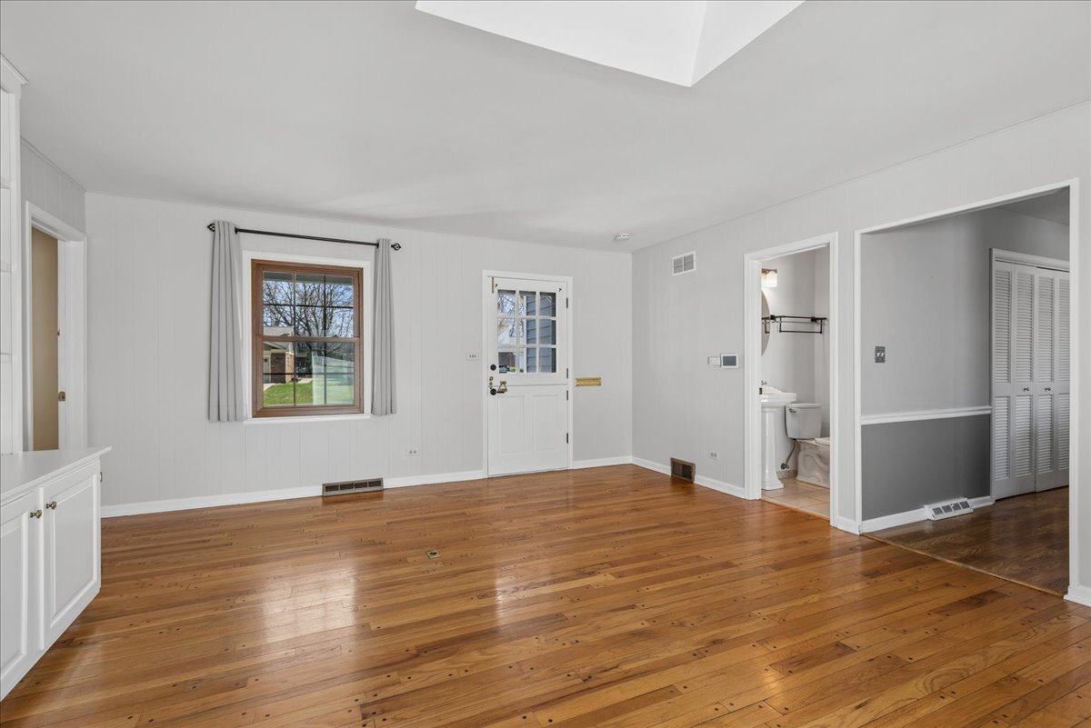 1318 Gamon Road Wheaton, IL 60189 - Photo 14 of 35