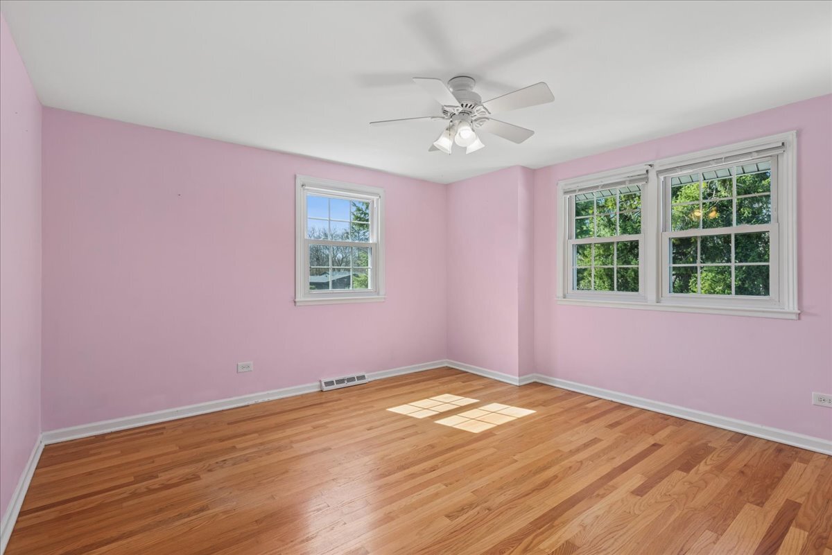 1318 Gamon Road Wheaton, IL 60189 - Photo 27 of 35