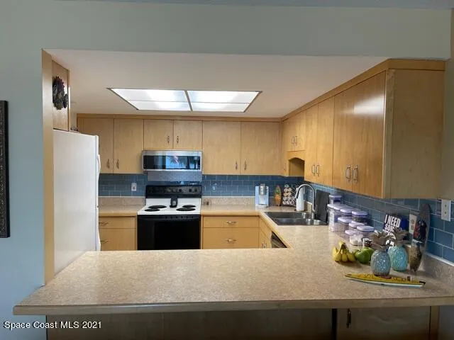 $2,800 | 3833 South Banana River Boulevard, Unit 204, Cocoa Beach, FL 32931