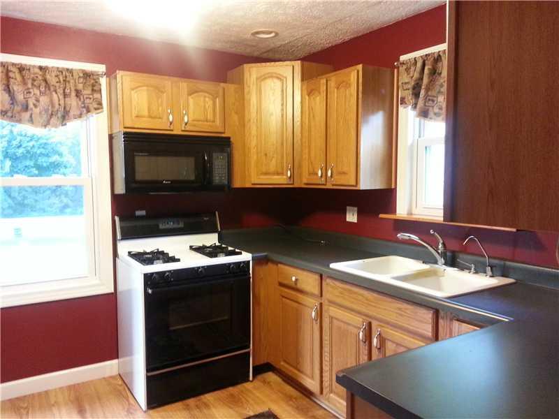 3530 Tuscarawas Road Beaver, PA 15009 - Photo 3 of 10 Kitchen.