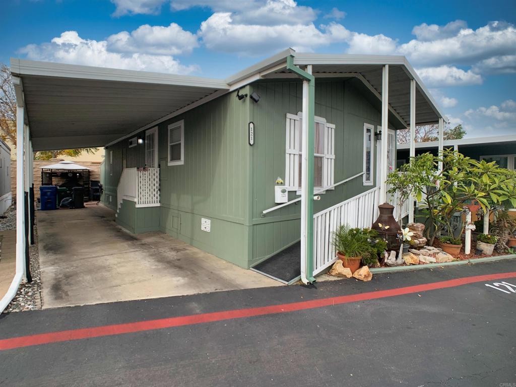 9459 Mission Gorge Road, Unit 121 Santee, CA 92071 - Photo 2 of 17