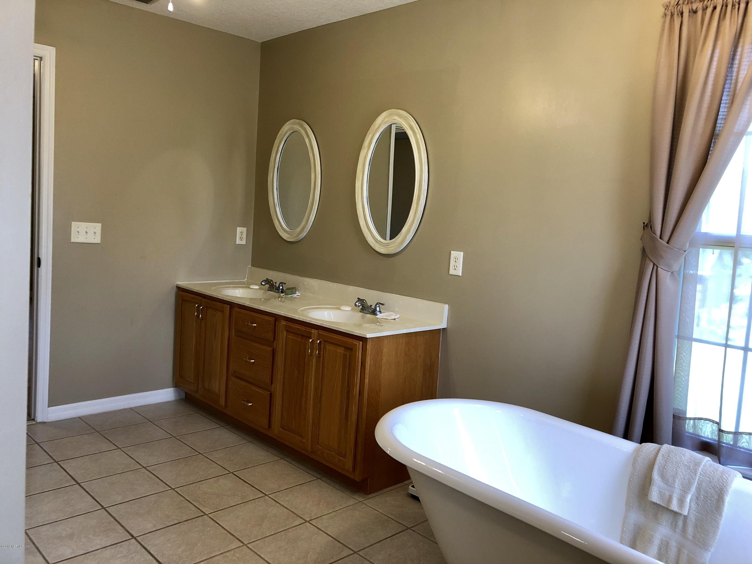 4590 Raintree Drive Macclenny, FL 32063 - Photo 25 of 37 MASTER BATH