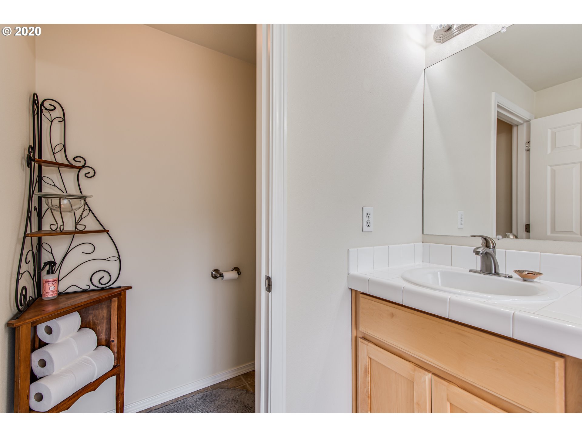 1633 North Falcon Drive Ridgefield, WA 98642 - Photo 22 of 31 Gallery Image 22
