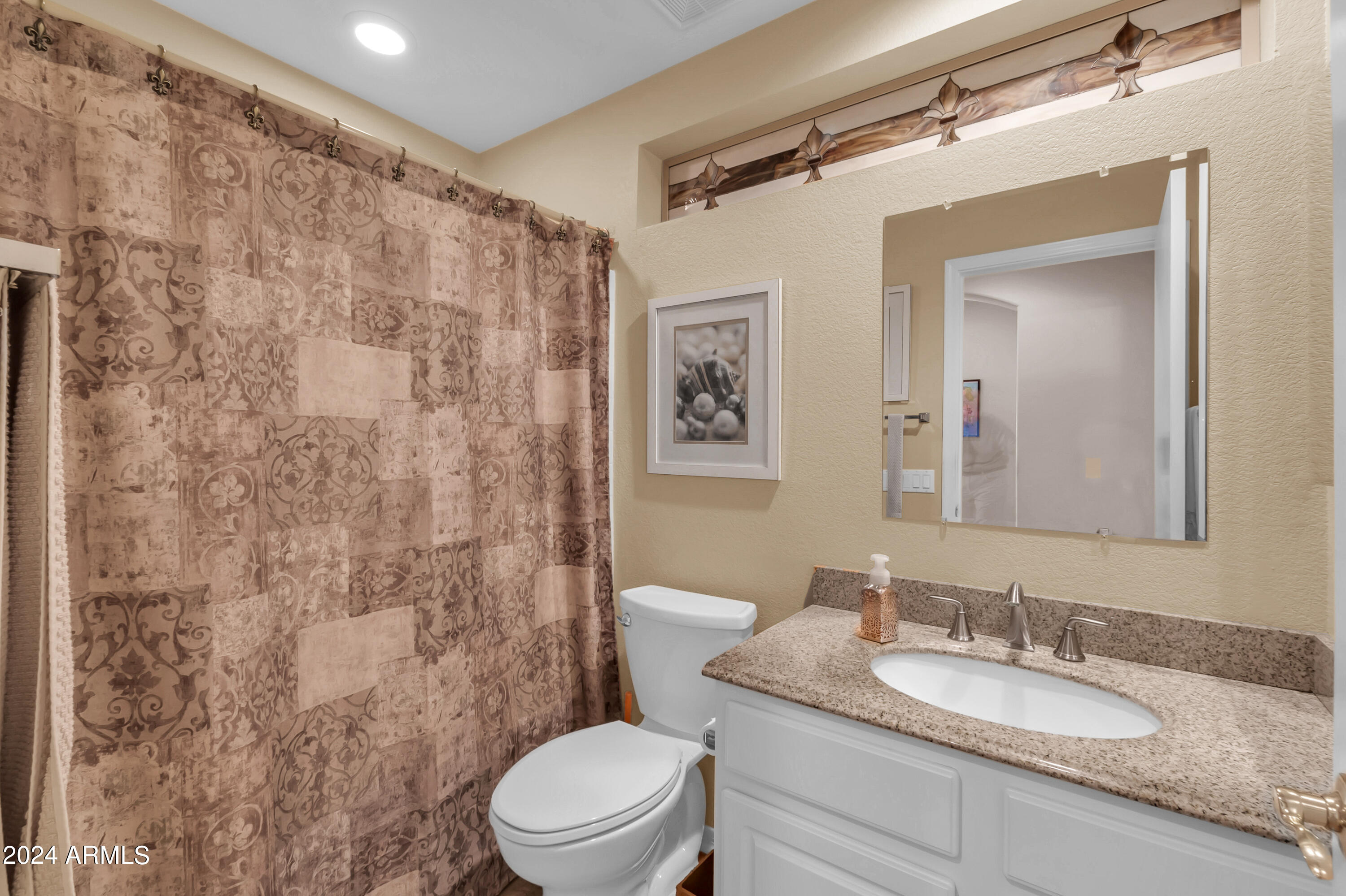 4618 East Walnut Road Gilbert, AZ 85298 - Photo 22 of 42 4618 E Walnut Rd-24