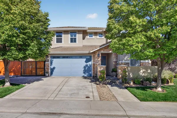 $729,900 | 5501 Jade Springs Way, Rancho Cordova, CA 95742