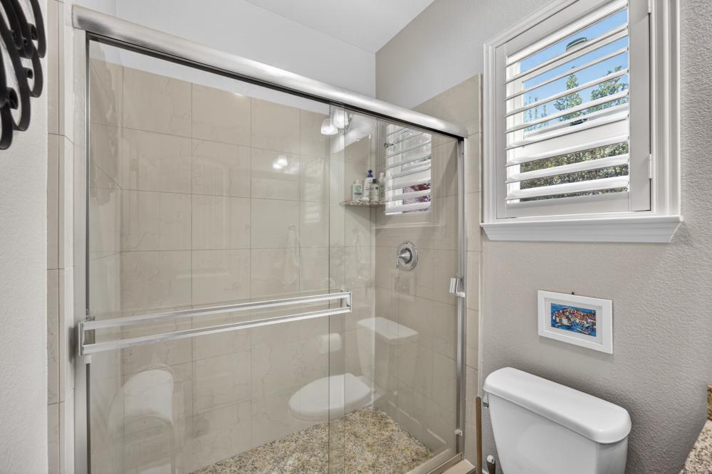 5501 Jade Springs Way Rancho Cordova, CA 95742 - Photo 11 of 76