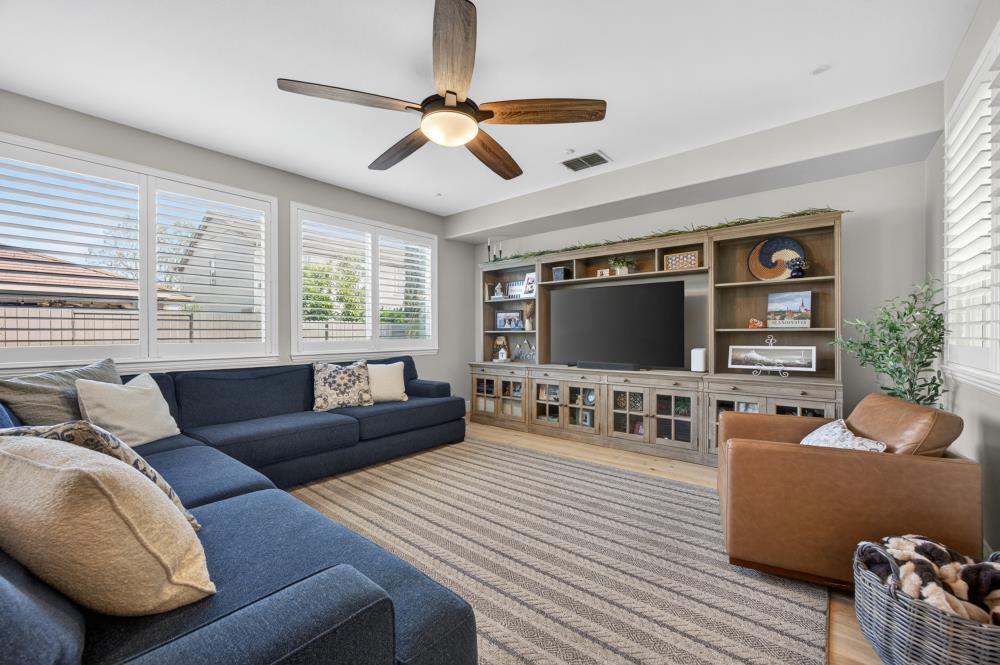 5501 Jade Springs Way Rancho Cordova, CA 95742 - Photo 25 of 76