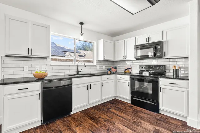 $280,990 | 7635 Derby Run, Selma, TX 78154