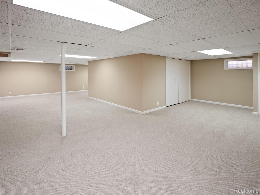 1835 Golf Ridge Drive Bloomfield Hills, MI 48302 - Photo 32 of 36