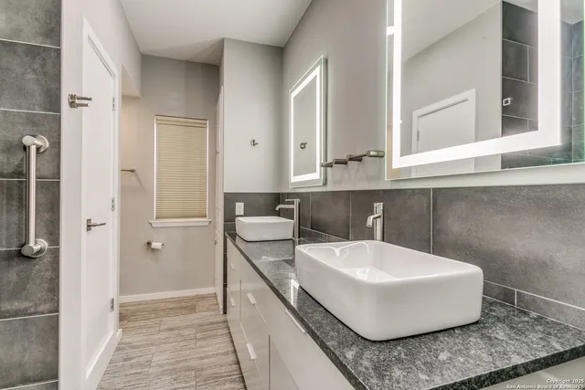 $1,850 | 3678 Hidden Drive, Unit 604, San Antonio, TX 78217