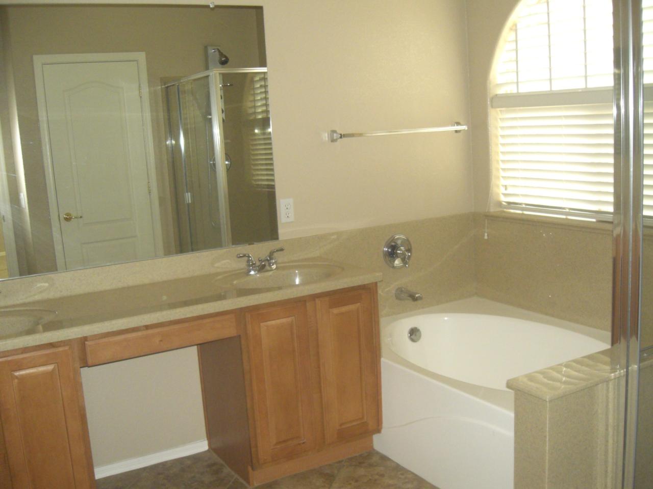 8502 West Bajada Road Peoria, AZ 85383 - Photo 7 of 9 master bath 1
