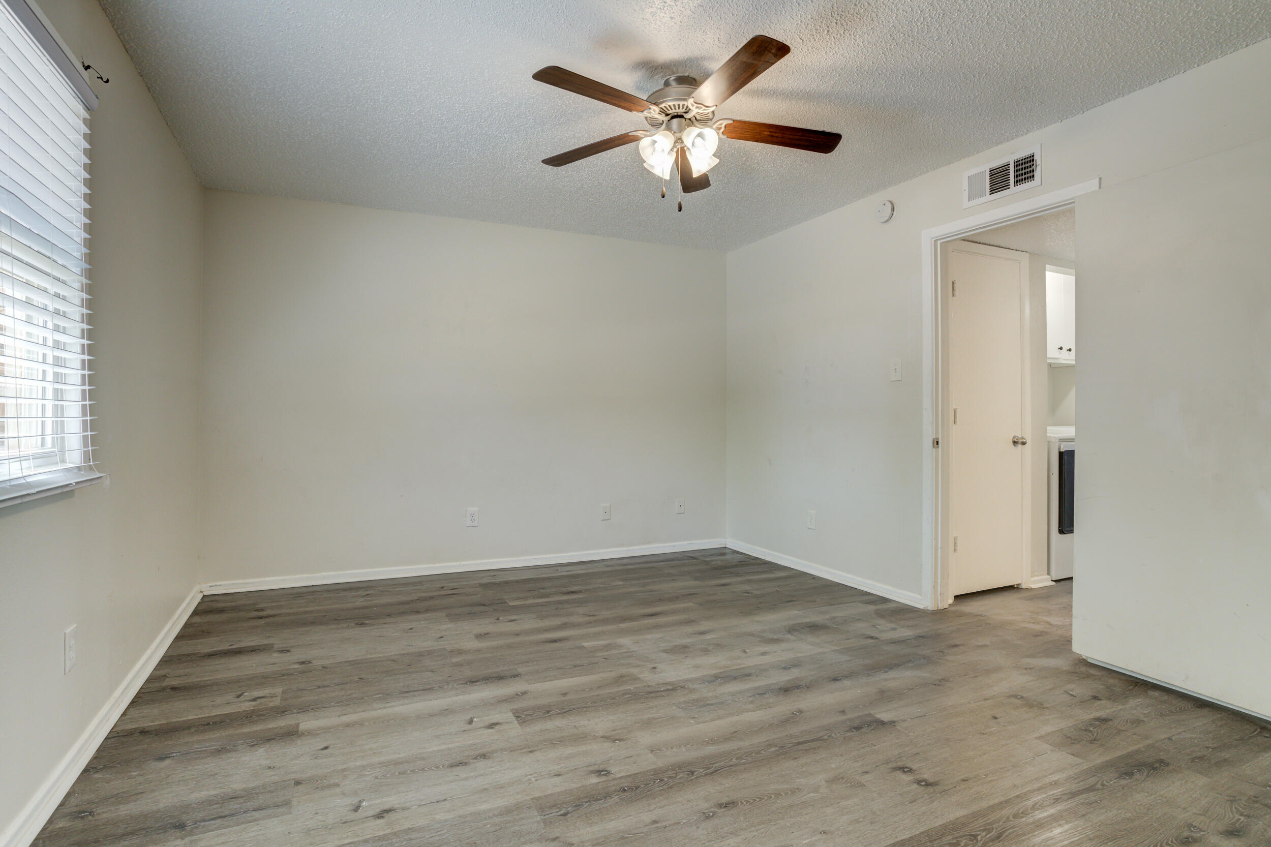5760 38th Street Lubbock, TX 79407 - Photo 10 of 24 DSC04032_3_4_5_6