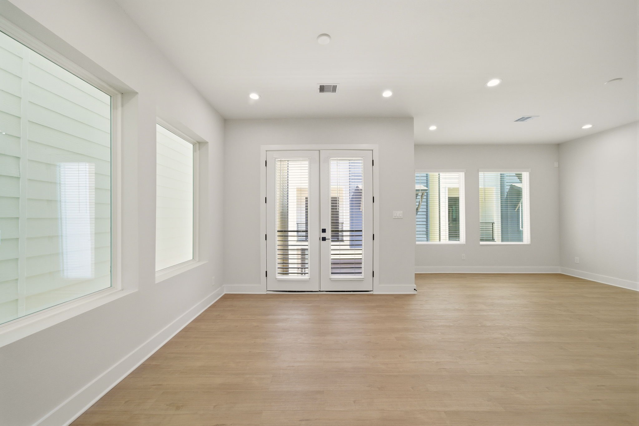 1396 Cedar Post Lane Houston, TX 77080 - Photo 10 of 33