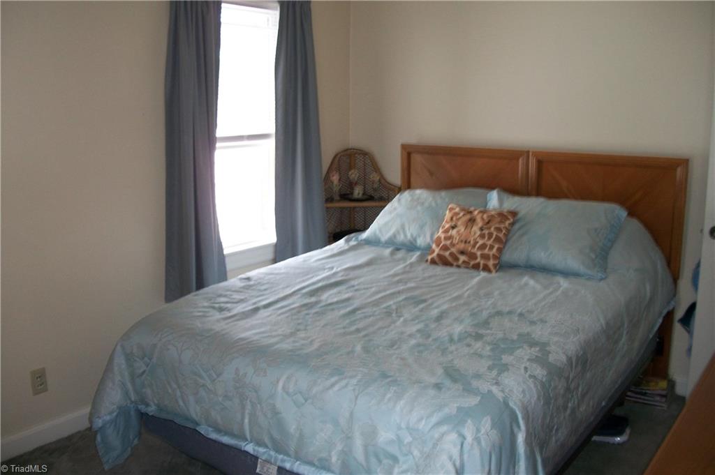 629 East State Avenue High Point, NC 27262 - Photo 22 of 26 Master