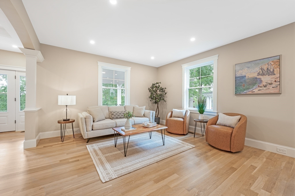 40 Upland Road Melrose, MA 02176 - Photo 17 of 40