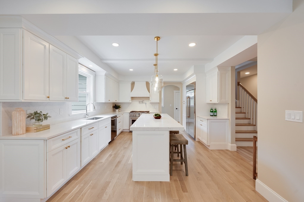 40 Upland Road Melrose, MA 02176 - Photo 18 of 40