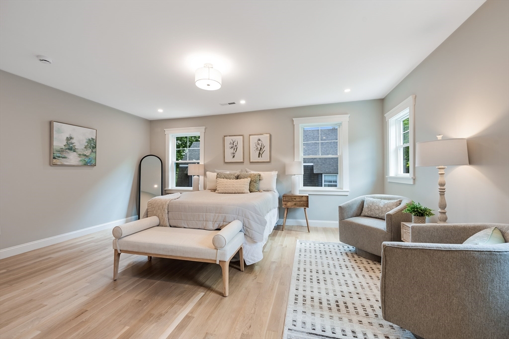 40 Upland Road Melrose, MA 02176 - Photo 24 of 40