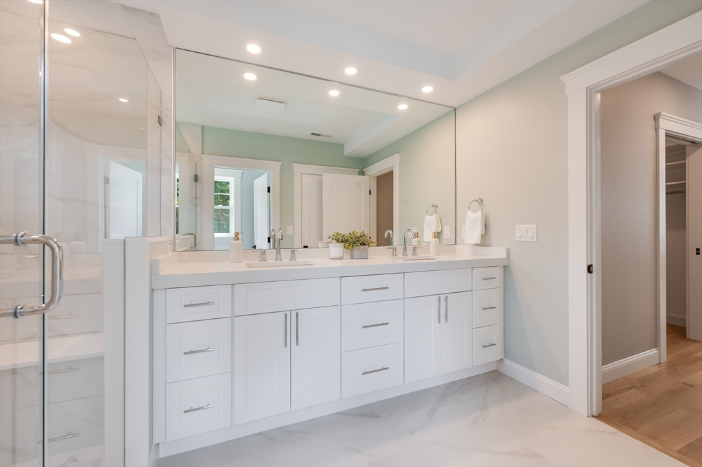 40 Upland Road Melrose, MA 02176 - Photo 27 of 40