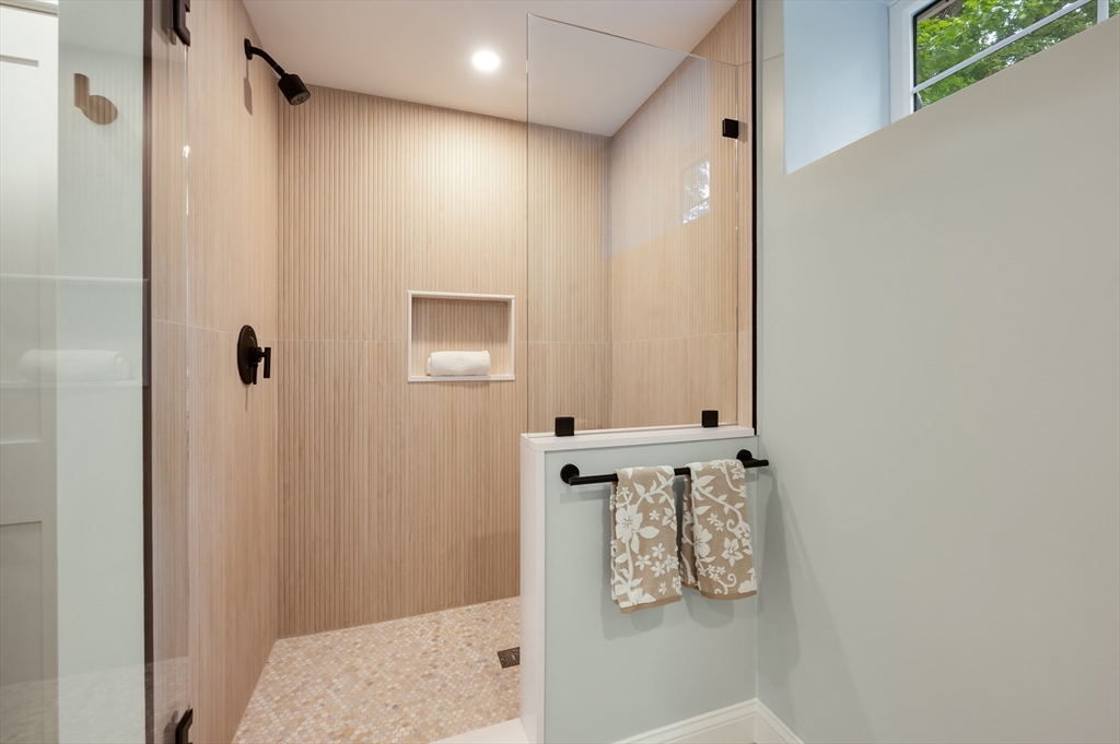 40 Upland Road Melrose, MA 02176 - Photo 39 of 40