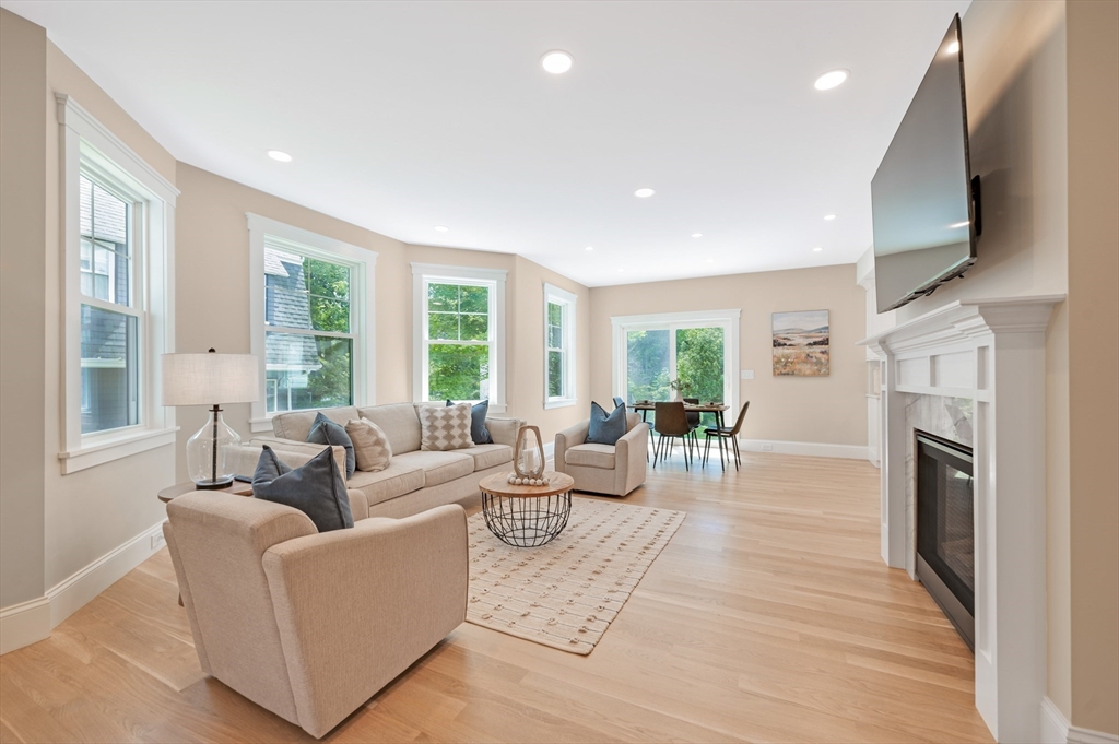 40 Upland Road Melrose, MA 02176 - Photo 6 of 40