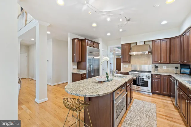 $1,175,000 | 23004 Sycamore Farm Drive, Clarksburg, MD 20871