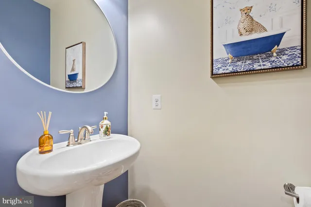 $1,175,000 | 23004 Sycamore Farm Drive, Clarksburg, MD 20871