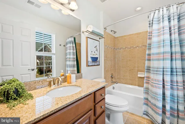 $1,175,000 | 23004 Sycamore Farm Drive, Clarksburg, MD 20871