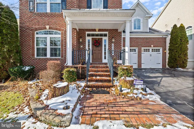 $1,175,000 | 23004 Sycamore Farm Drive, Clarksburg, MD 20871