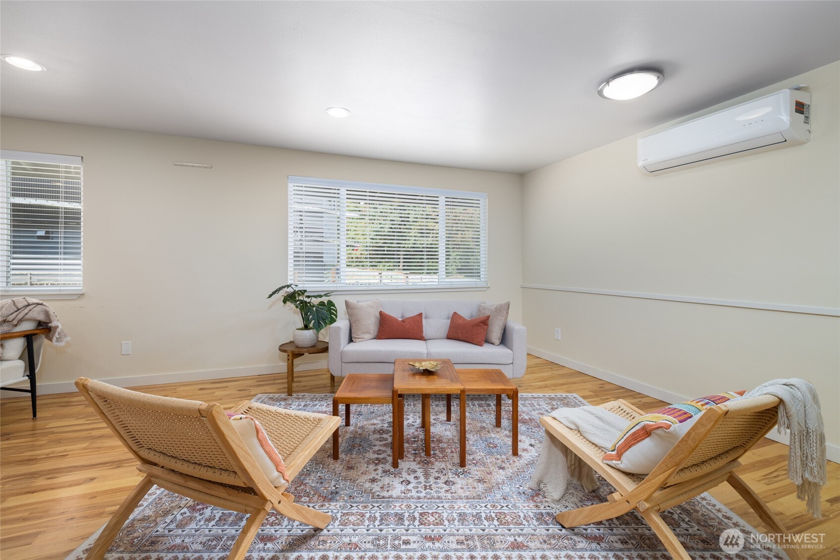 611 Whatcom Street La Conner, WA 98257 - Photo 20 of 26 a living room with furniture and a window