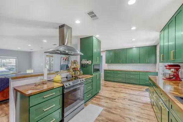 $390,000 | 13533 Charcoal Lane, Farmers Branch, TX 75234