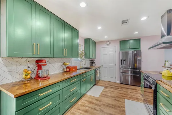 $390,000 | 13533 Charcoal Lane, Farmers Branch, TX 75234