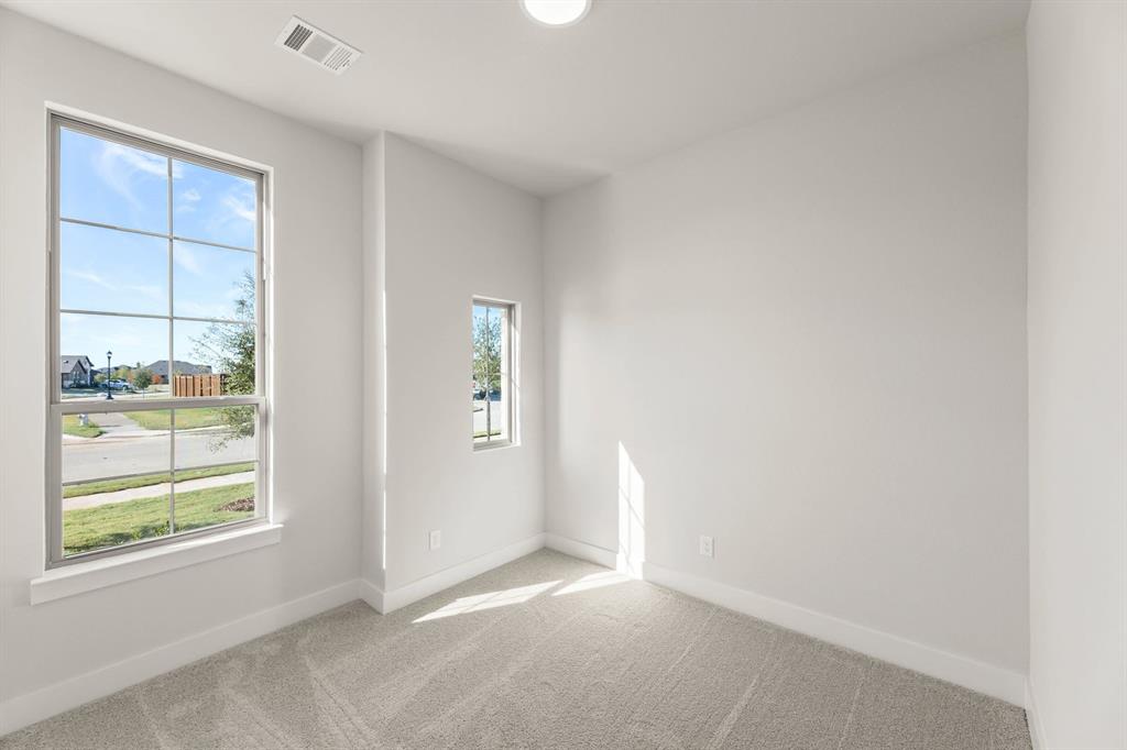 1913 Windsor Terrace Mansfield, TX 76084 - Photo 5 of 27