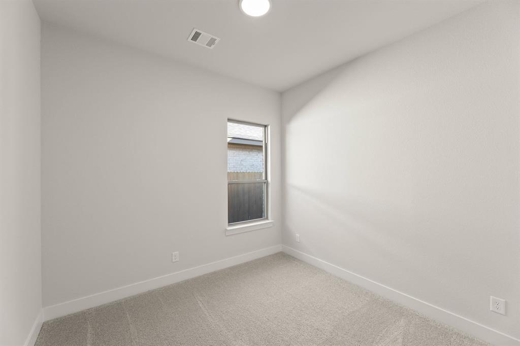 1913 Windsor Terrace Mansfield, TX 76084 - Photo 6 of 27