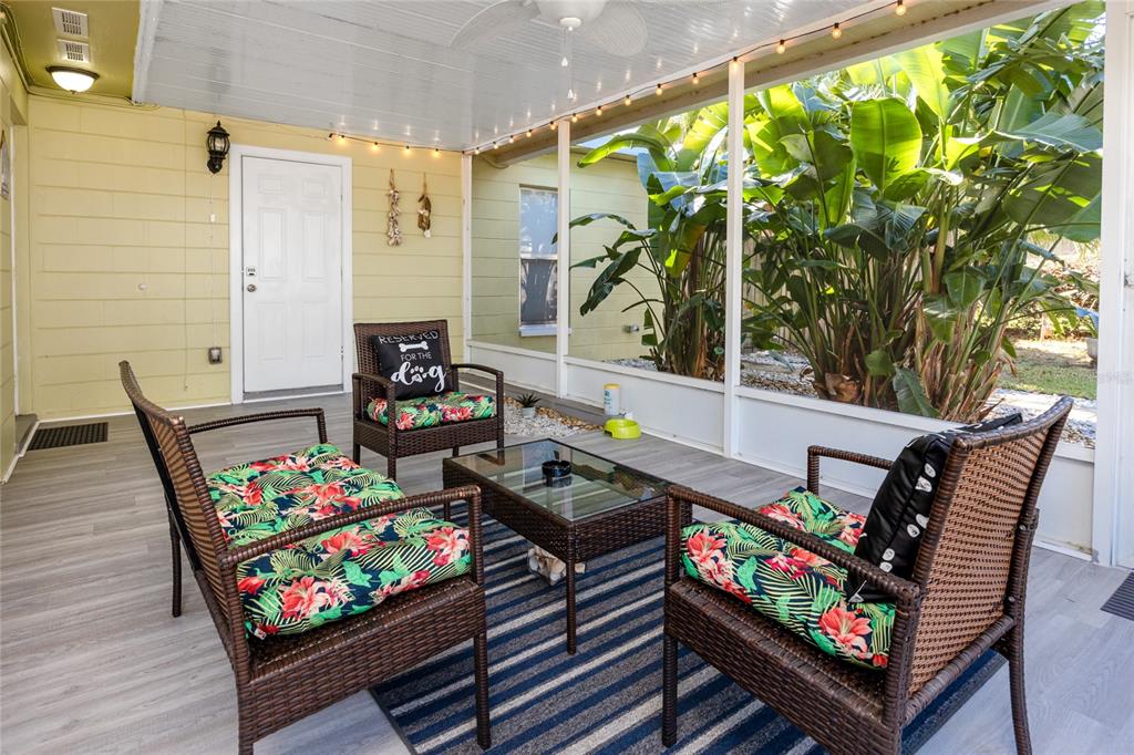 5596 100th Way North St. Petersburg, FL 33708 - Photo 55 of 67 a living room filled with furniture and a couch