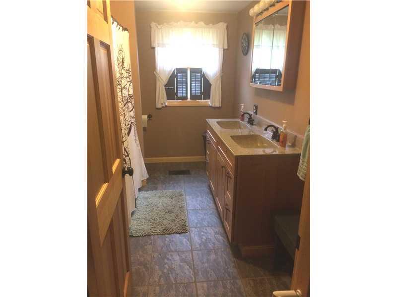 385 Canaan Road Clinton, ME 04927 - Photo 13 of 14 Bathroom.