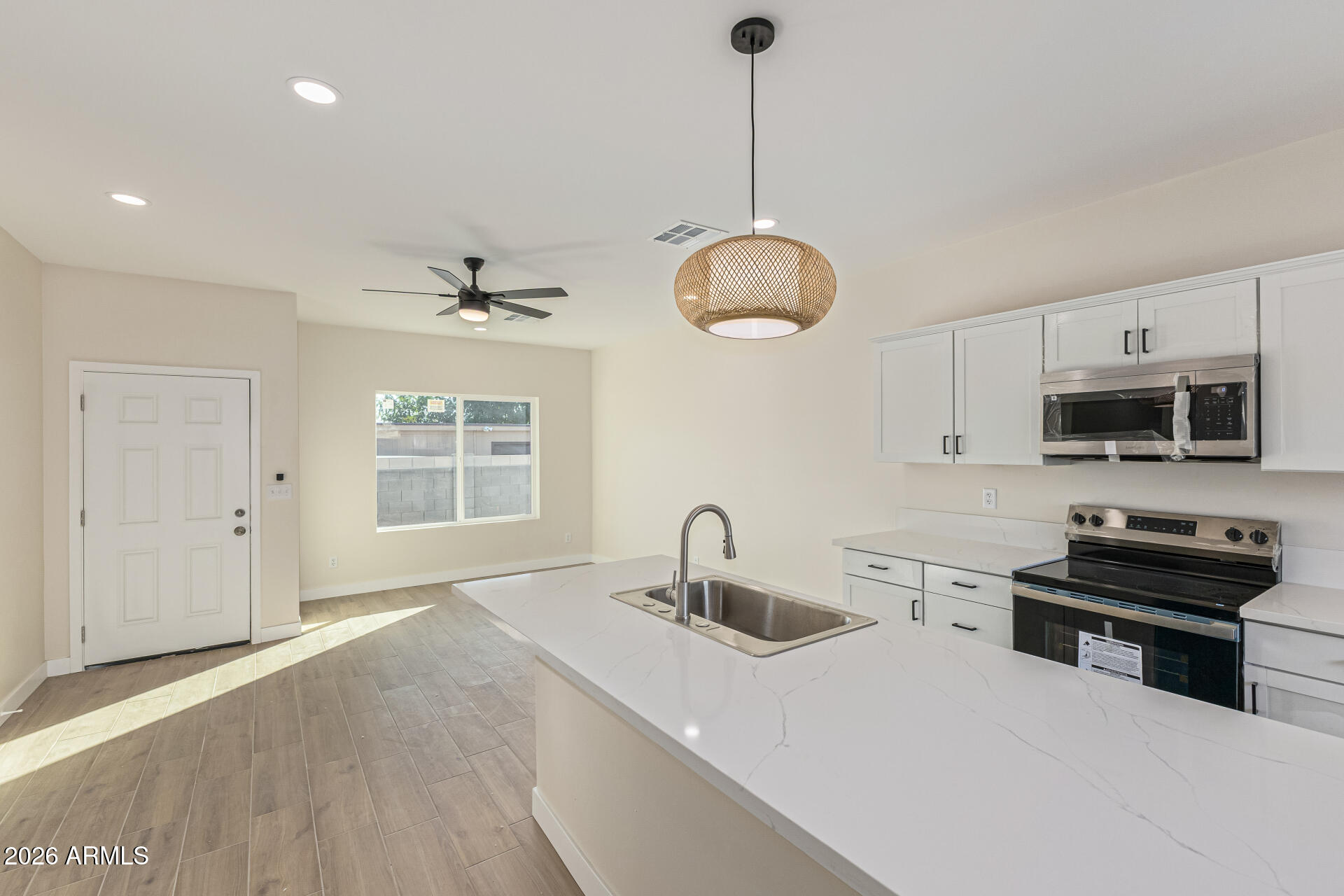 9425 North 9th Avenue Phoenix, AZ 85021 - Photo 20 of 29 Unit 2 - Kitchen
