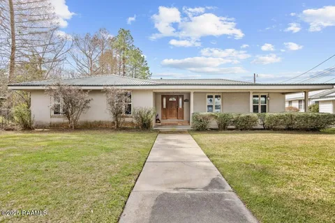 $255,000 | 223 Port Street, St. Martinville, LA 70582