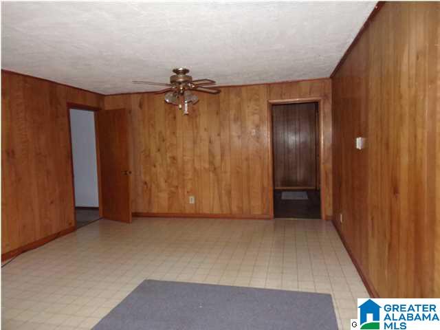 410 Eastern Valley Road Bessemer, AL 35020 - Photo 13 of 32