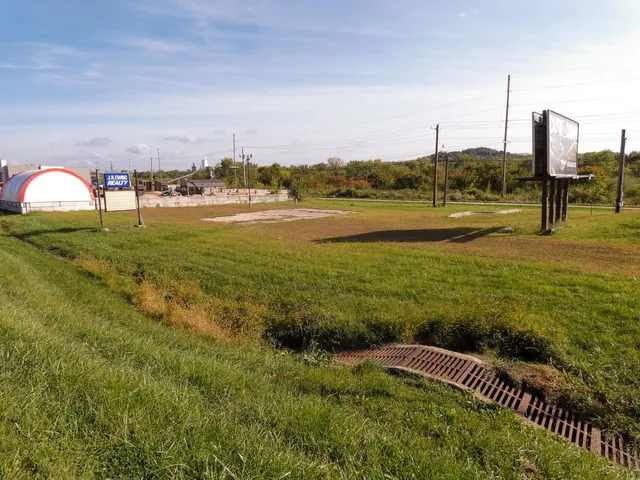 $62,500 | 1581 Highway 14, Richland Center, WI 53581