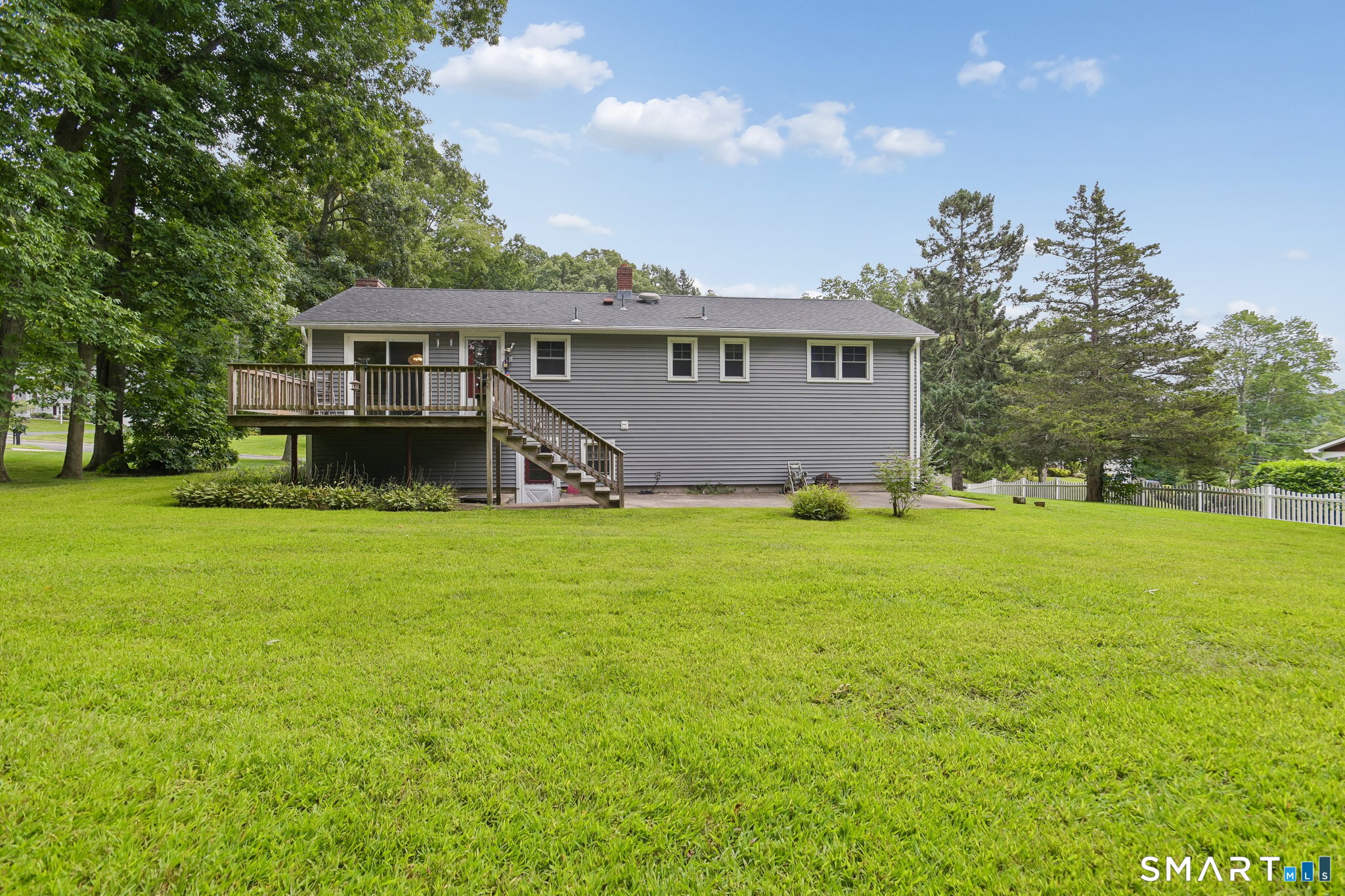 78 Bennett Road East Haven, CT 06513 - Photo 23 of 24 Gallery Image 23
